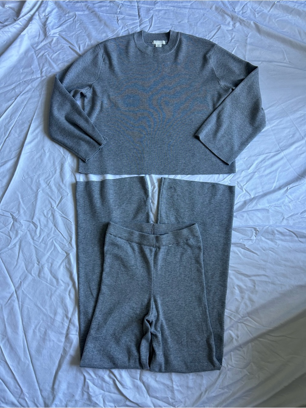 H&M grey cozy knit set